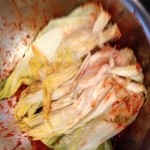 焼肉 しゃ楽 - キムチ作り