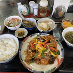 中国料理 頤和園 - ご飯はこれでも小