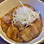 牛屋 たん兵衛 - 豚丼