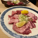 焼肉 とさや  - 