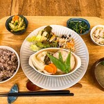 野菜とつぶつぶ アプサラカフェ - アプサラ定食（1220円）