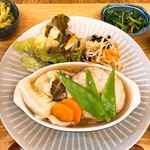 野菜とつぶつぶ アプサラカフェ - お野菜和風煮込みハンバーグ