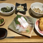 冠地鶏とかぼす平目 とよの本舗 - 