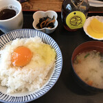 熊福 - たまごかけごはん定食　500円なり！！