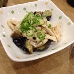 炭火やきとり 月 本店