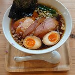 麺屋 いえろう - 醤油ラーメン特製のせ