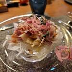 ル・ゴーシュ・セキ - 長崎の玉ねぎ、赤貝、ばい貝、鹿児島のカツオ