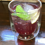 CEDAR WORKS - 赤じそとキビ糖のシロップ。ホットにもできるみたい。