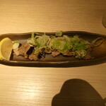 黒かつ亭 中央駅本店 - 黒豚ねぎ塩タン