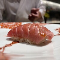 麻布十番 鮨 無銘 - 中トロ（下田）