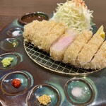 とんかつ豚料理 寿樹 - 