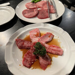 Sumibiyakiniku Ichioku Chou - 