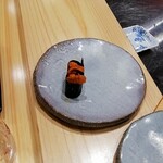 こい勢 - 特選旬のお任せ握り(雲丹)