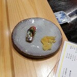 こい勢 - 特選旬のお任せ握り(鰺)