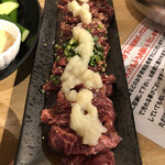 ホルモン焼もんもん - 