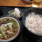 むさしの エン座 - 季節の霙糧もりうどん（肉入り）（温）