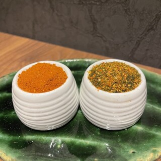 多彩なスパイスを使用した味付け