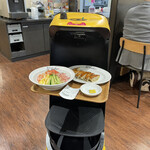 れんげ食堂 Toshu - 配膳ロボットが運んできた料理