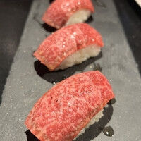老舗精肉店直送 千種焼肉 飛騨牛の奴隷 千種店 - 
