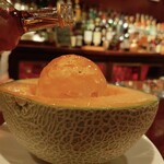 メイン バー ブラドール - 