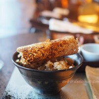 鉄板焼 赤坂 - お焦げ付きガーリックライス