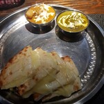 インドネパール料理 マヤ - 料理写真:チーズナンセット
