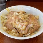 今を楽しめ - カレー汁なし200gの肉マシ