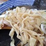 手もみ中華 油そば しゅん - この麺がいい！