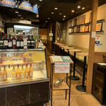 essence dining - 1階の店内