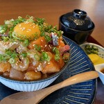 Kaishoku Uosada - 海鮮ユッケ丼！！