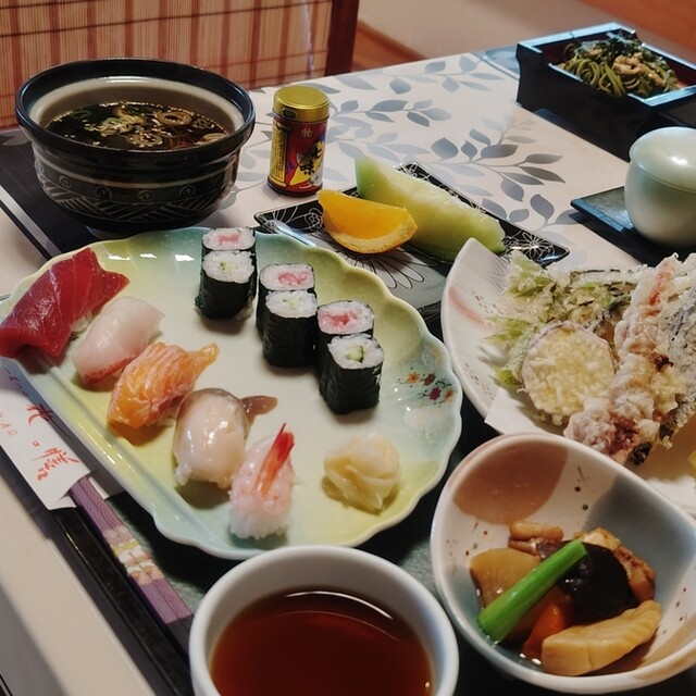 花の膳 六丁の目店 - 荒井（日本料理）の写真