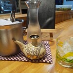 貝鮮炭菜 はちろく - 泡盛（ロック）