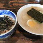 新橋元楽 - 塩ラーメンぶた飯セット¥1,050-