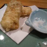 貝鮮炭菜 はちろく - とうもろこし天