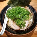 中華蕎麦 ひら井 - 豚骨らーめん　大　ネギ+のり