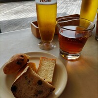 24/7 restaurant - ランチビール、パン　ドリンクバーより、
