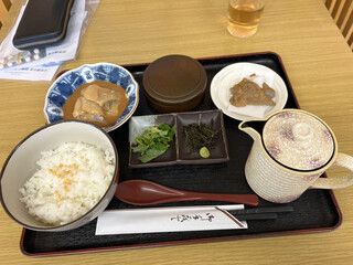 Saishokutei Yamada - 鯛茶漬けセット。