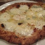 再度山荘 - クアトロフォルマッジオ