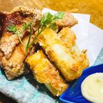 Deep-fried chicken and seasonal vegetables