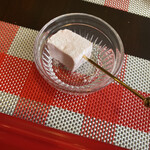 ビストロ デ トロワ - いちごリキュールのマシュマロ