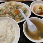 香港菜館 - 八宝菜定食