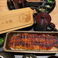 うなぎ四代目菊川 ヒルトンプラザウエスト大阪店 - 