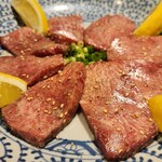 たまには焼肉マルヒ - 