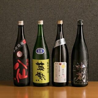 We have a wide selection of local Kyoto sake and natural wines. Enjoy your favorite cup