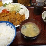 Shokujinomise Otsuna - チキンカツ定食800円