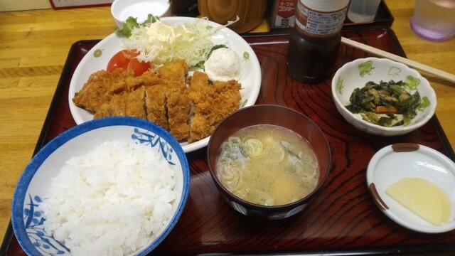 食事の店お津奈 - 青葉（食堂）の写真