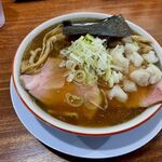 Ramen Kenta - 煮干しラーメン（味こい口・油多め）　820円