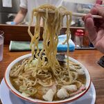 Ramen Kenta - 煮干しラーメン（味こい口・油多め）　820円