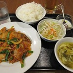 Honkon Chuubou Fuuka En - 豚キムチ炒め定食