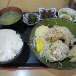 Taishuu Sakaba Yuzuru - 鶏の唐揚げ定食